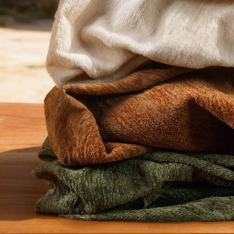 Retro Style Elegant and Delicate Texture Smooth Chenille Upholstery Fabric